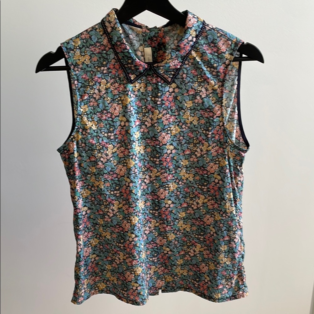 Floral Sleeveless Women's Top